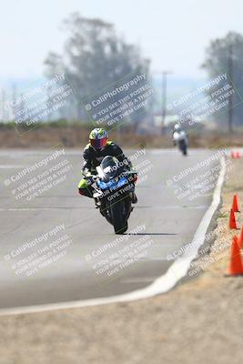 media/Sep-20-2025-TrackDaz (Sat) [[27f0cde673]]/B Group/220pm (Turn 9)/